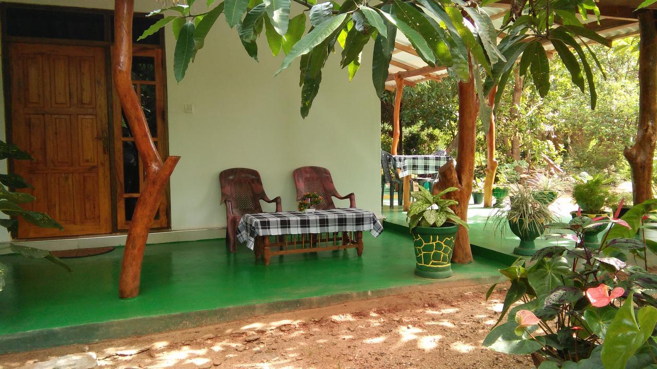 Amaya River Side Homestay シギリヤ エクステリア 写真
