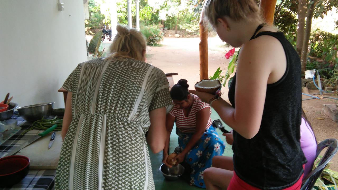Amaya River Side Homestay シギリヤ エクステリア 写真